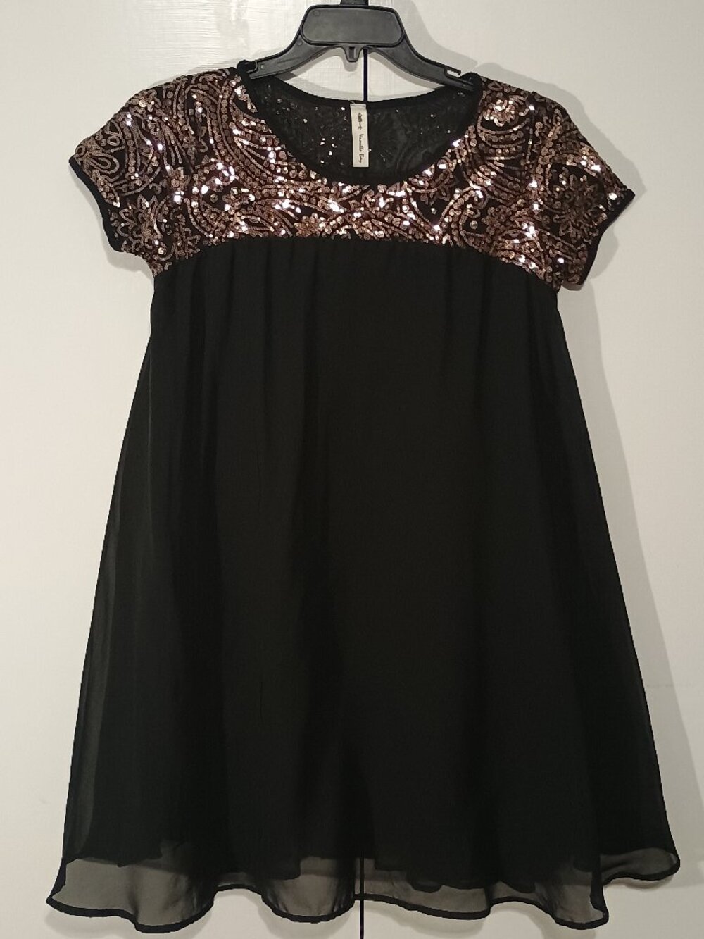 Vanilla Bay Black Rose Gold Sequin Paisley Babydoll Tunic Top Size M - Picture 2 of 8